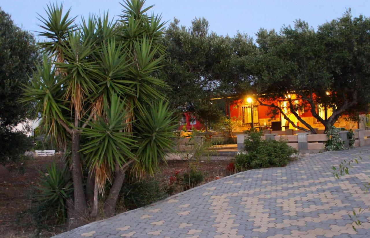 Katy'S Place Kalathas Exterior foto